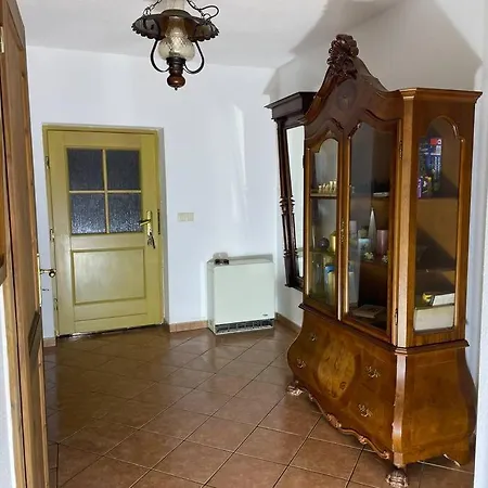 Semesterbostad Gemuetliches Haus Max 6 Personen 2schlafzimmer 1schlafsofa Klocksin